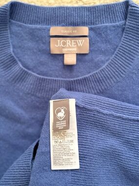 J.Crew 100 % Cashmere Crewneck Sweater.